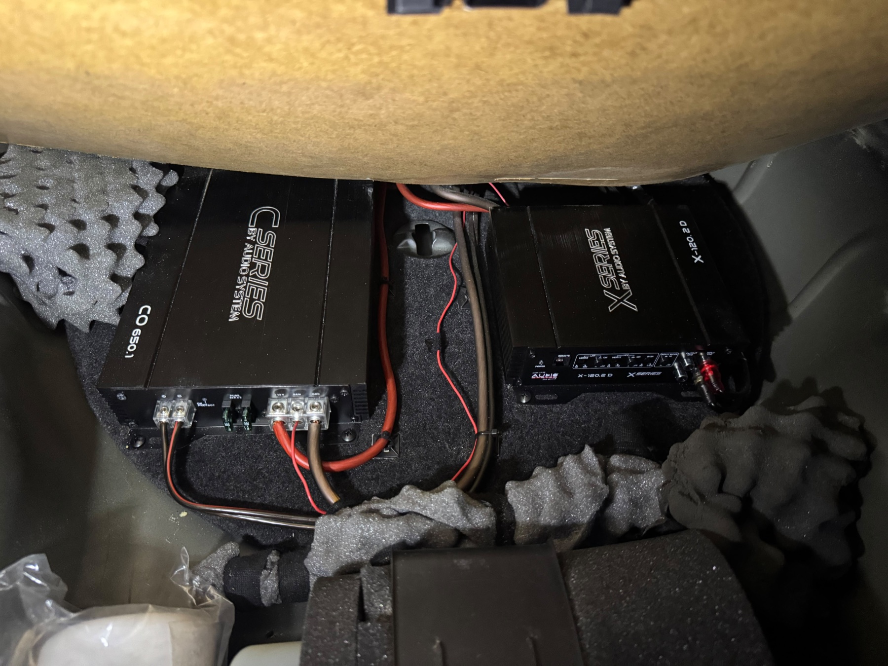 Volkswagen Eos 2.0TDI, poza 7 din 25